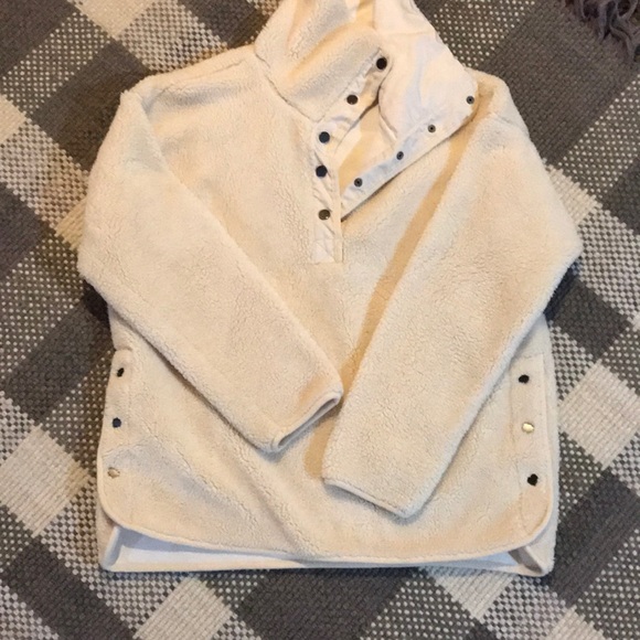 Chaps Fleece Pullover - Picture 2 of 7